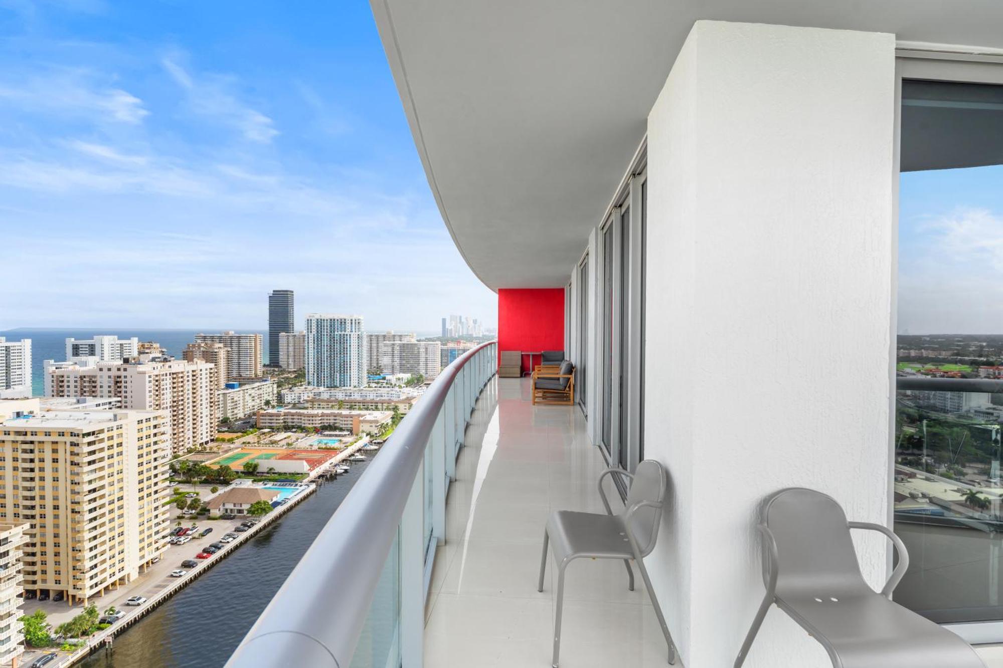 Beachwalk Resort - Vip Tower - Oceanview Unit 3 Bedroom & 3 Bathroom Hallandale Beach Esterno foto