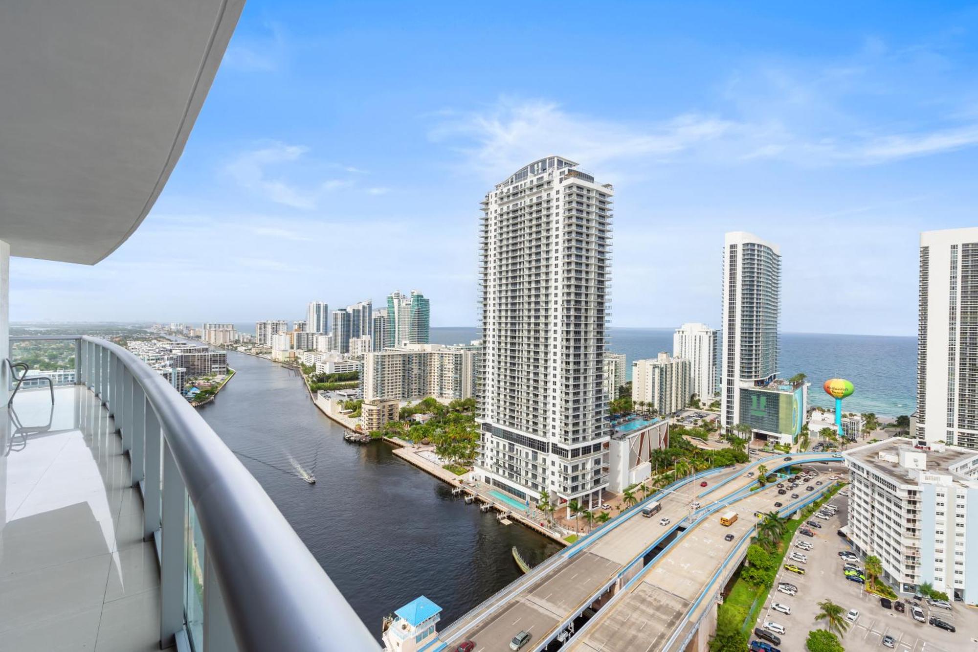 Beachwalk Resort - Vip Tower - Oceanview Unit 3 Bedroom & 3 Bathroom Hallandale Beach Esterno foto