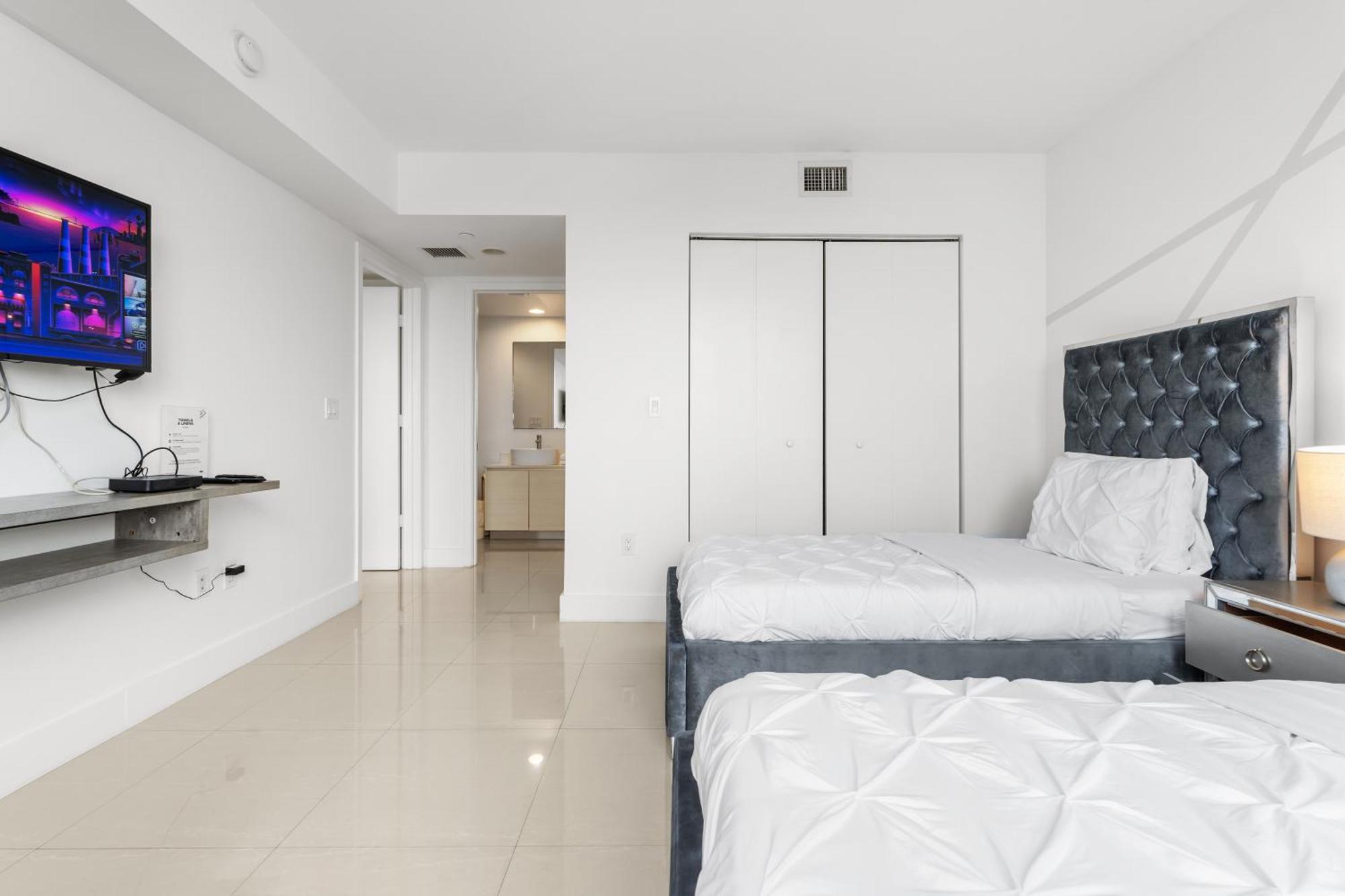 Beachwalk Resort - Vip Tower - Oceanview Unit 3 Bedroom & 3 Bathroom Hallandale Beach Esterno foto